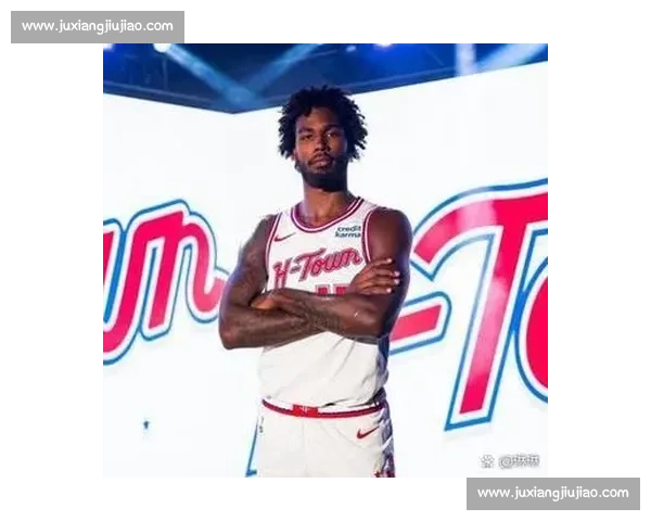 斯通打造 2.04 米巨无霸锋线!乌度卡 14 人轮换颠覆联盟 斯通打造 2.04 米巨无霸锋线!乌度卡 14 人轮换颠覆联盟